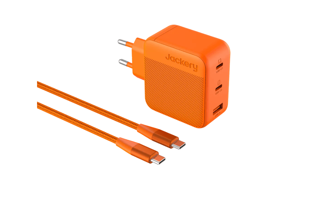 Jackery 102W GaN 3-Port Fast Charger