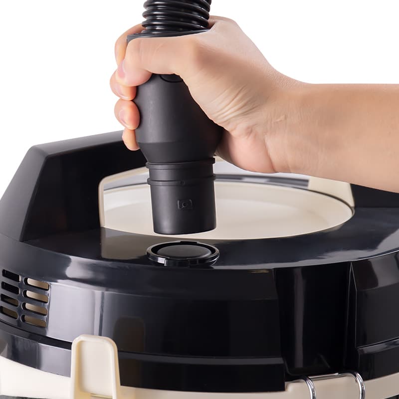 Lexical vacuum cleaner 2200W (CREAM) LVC-4002-3