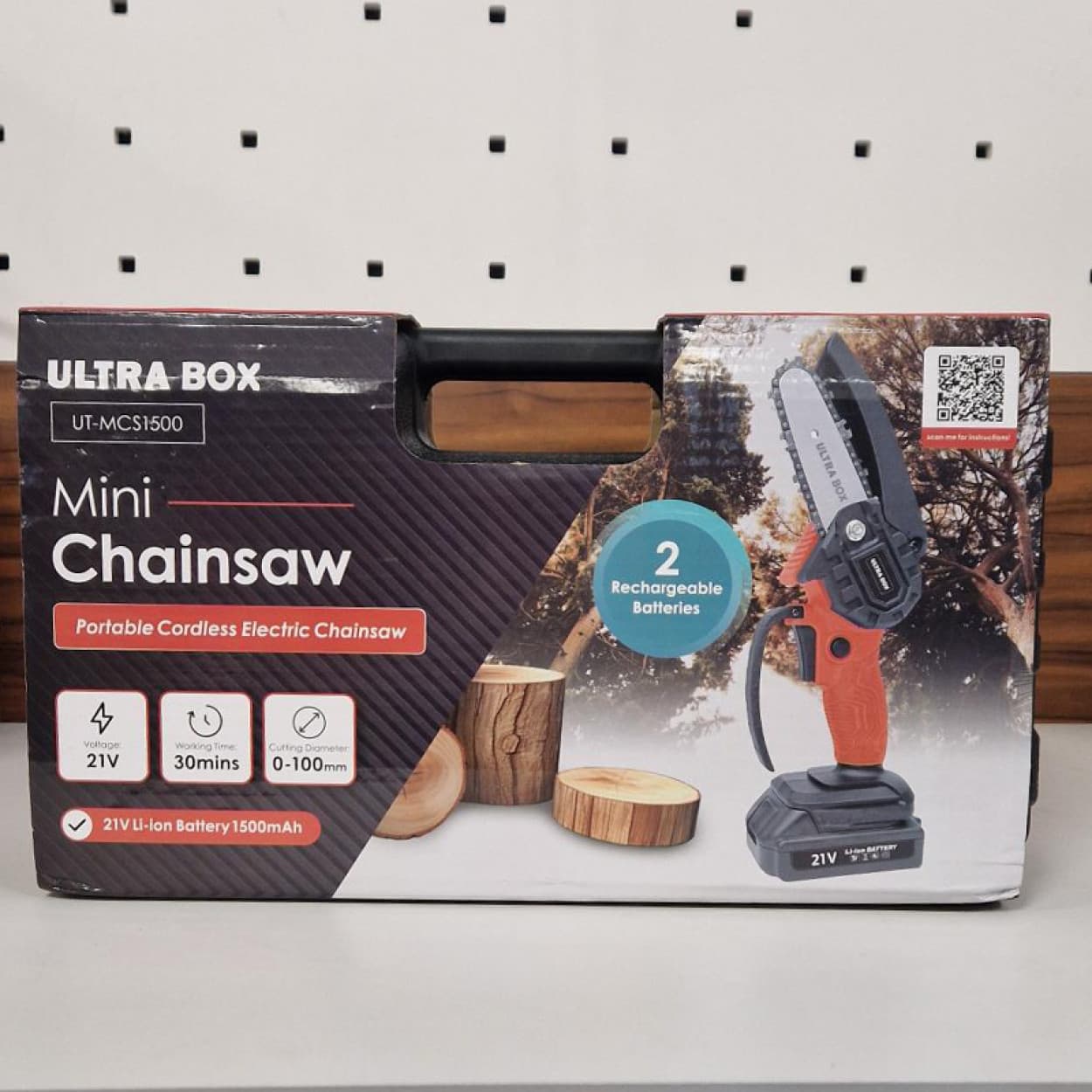 Ultrabox Mini Chainsaw with 2 Lithium batteries UT-MCS1500