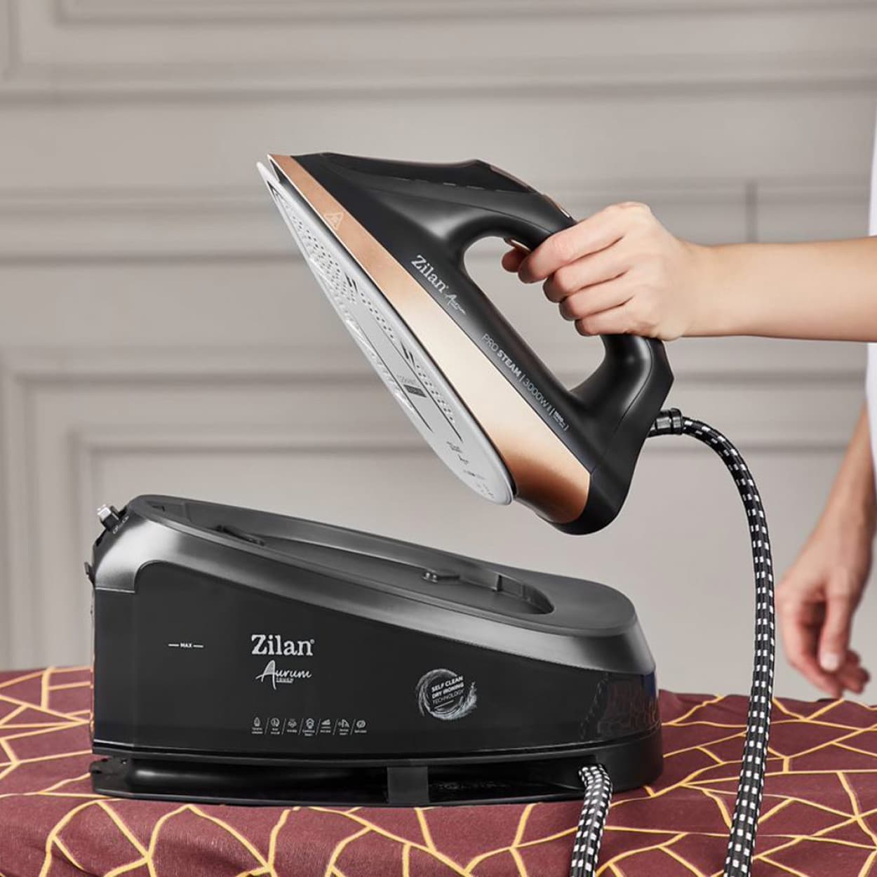 PRO STEAM STATION IRON AURUM TOUCH 3000W ZLN4261